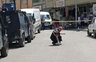 Kızıltepe’de iki aile arasında silahlı kavga:...