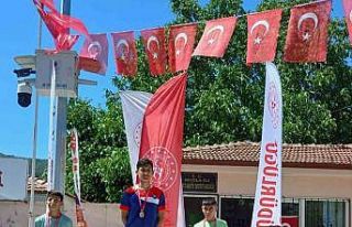 Küçük sporculardan büyük başarı