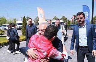 Özel gençlere özel asker kınası