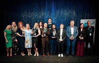 Siyasette yenilik ödülü Prof. Dr. Zafer Şahin’e...