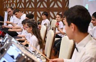 Tuzla Otizm Müzik Akademisi Korosu’ndan müzik...