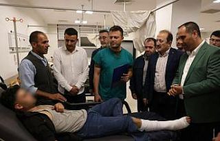 Vali Pehlivan, Mersin’deki kazada yaralananları...