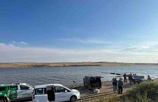 Yasağa rağmen balık avı yapanlara jandarmadan...