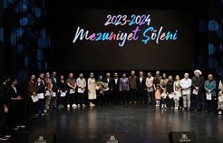 Zeytinburnu Kültür Sanat 15. dönem kursiyerlerini...