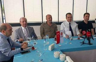 AGC basın mensuplarına konut ve ikramiye için harekete...