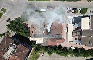 Bacadan çıkan yoğun duman itfaiyeyi alarma geçirdi