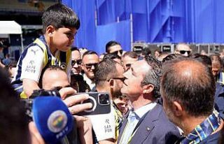 Başkan adayları Ali Koç ve Aziz Yıldırım’a...