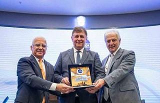 Başkan Tugay: "Kamu kaynaklarını korumak benim...