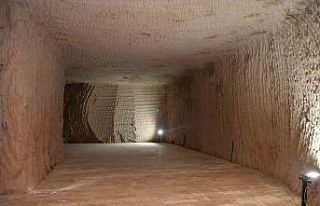 Büyükkılıç, dünyada örneği olmayan kayadan...