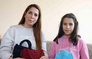 Depremzede kadın, el emeği örgüleri 500 ile bin...