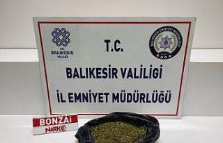 Edremit’te 300 gram sentetik uyuşturucu ele geçirildi