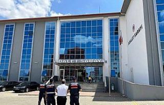 Hakkında 16 yıl hapis cezası bulunan eski muhtar...