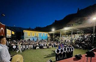 Kemaliye’de koro ve folklor konseri gerçekleştirildi