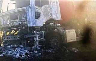 Mardin’de yangına müdahaleye giden itfaiye aracı...