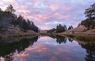 Muhteşem göl manzarasının 1 günü time-lapse...