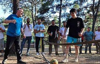 Osman Aşkın Bak: "GSB gençlik kamplarına...