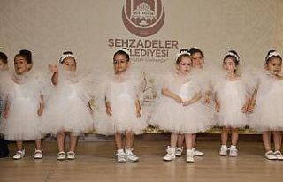 Şehzadeler Belediyesi’nin minikleri mezun oldu