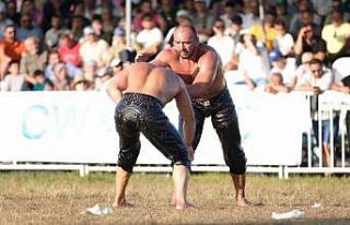 Sekapark Altın Kemer Yağlı Güreşleri’nde altın...