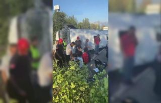 Servis aracı kaza yaptı: 1 ölü, 7 yaralı