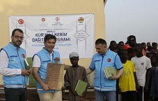 TDV ‘1 Kurban 1 Kur’an’ projesiyle 21 ülkede...