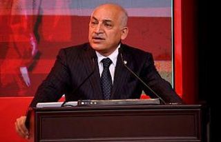 TFF Başkanı Mehmet Büyükekşi ve TFF Yönetim...