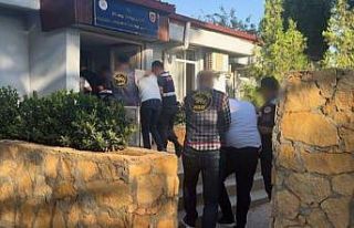 Uyuşturucudan elde edilen parayı çalan 3 şahıs...