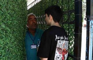 Yalova’da YKS’ye 6 dakika geç kalan genç sınava...