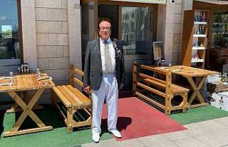 Yaşına rağmen her gün Konya’nın en şık giyineni...