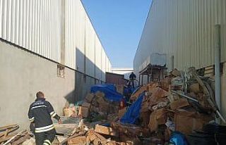 Antakya’da iş yerinde yangın çıktı