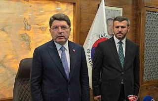 Bakan Tunç’tan Çetinkaya’ya övgü dolu sözler