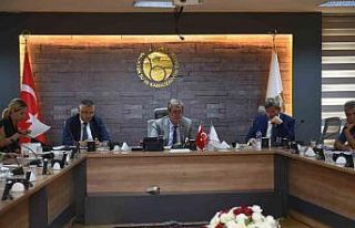 BASKİ; muhtarlarla, mahallelerin su problemini görüşüyor