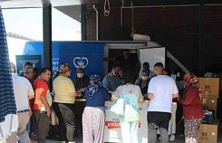 Büyükşehir Belediyesi’nin aşure ikramları sürüyor