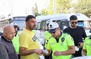 Ceza yiyen sürücü ‘Taklacı güvercin’ oldu