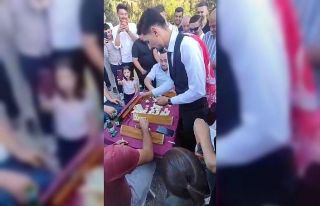 Düğün konvoyunun önünü böyle kesip, damattan...