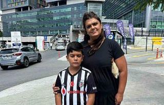 Enfeksiyonlu dişi çekilen 8 yaşındaki çocuk az...