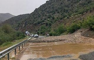 Erzurum’da yoğun yağış heyelan ve seli getirdi