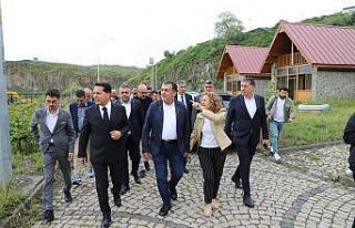 Esenyurt Belediye Başkanı Özer, Ardahan Belediyesini...