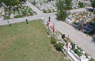 Iğdır’daki mezarlıklarda temizlik çalışması...