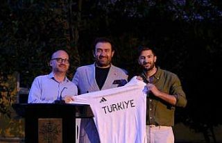 Murat Aksu’dan başkonsolos Gauvin’e anlamlı...