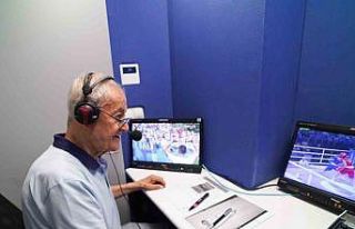 Orhan Ayhan, 7 ayrı olimpiyatlarda spikerlik yaparak...