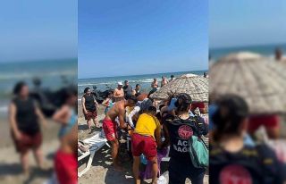 Samsun’da denizde boğulma tehlikesi geçiren 3...