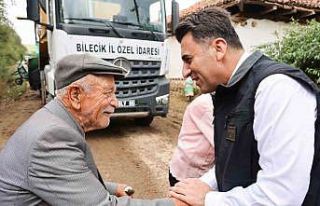 Sıcak asfalt serim çalışmaları devam ediyor