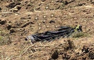 Sinop’ta iş makinesinin altında kalan operatör...