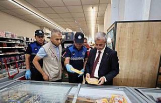 Tahmazoğlu: “Halkın sağlığı ile kimse oynayamaz”