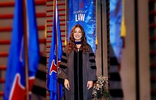 Türkiye’de hukuk okudular, ABD’de baro sınavına...