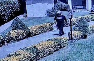 Tuzla’da arkadaşının ev anahtarını kopyalayıp,...