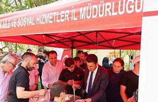 Vali Aygöl, Şeyh Edebali Türbesi’nde aşure ikram...