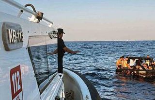 Yunan sahil güvenlik ölüme itti, Türk sahil güvenlik...