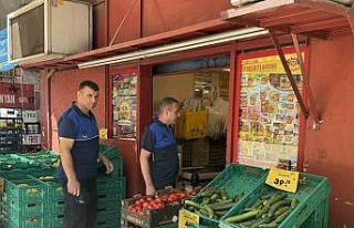 Zabıtadan marketlere denetim