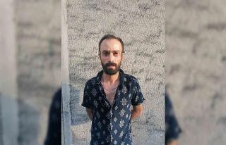 40 yıl hapis cezasıyla aranan hırsız Çilek, polisten...